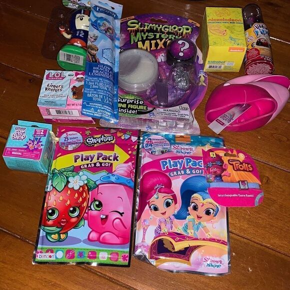 Toy Lot   - Picture 1 of 10